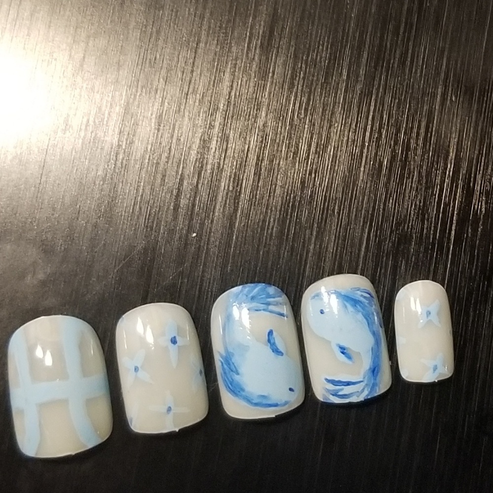 Pisces zodiac glue on nails